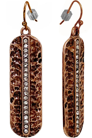 RHINESTONE HAMMERED OVAL BAR DANGLING EARRING